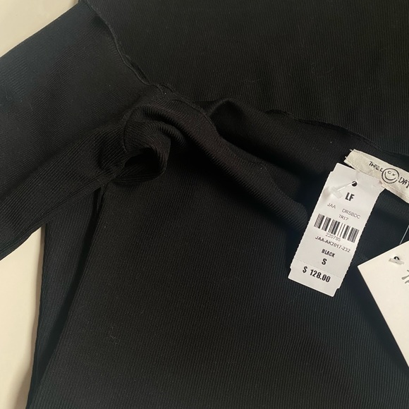 NWT LF THREE DAYS BLACK DRESS - Picture 3 of 4